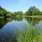 Feriepark Domaine Melusine - A 2km Du Puy Dufou France ! 4*