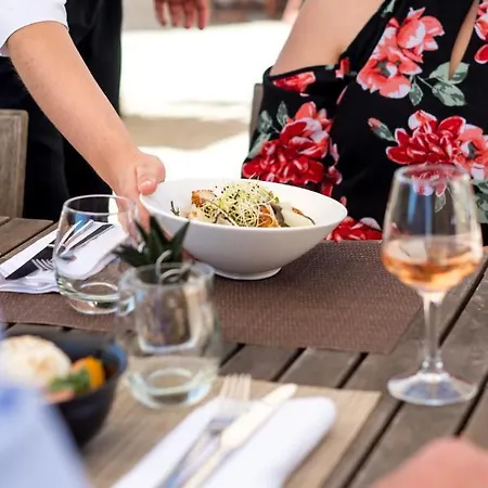 Parque de vacaciones Domaine Mélusine - à 2minutes Du Puydufou ! Les Épesses