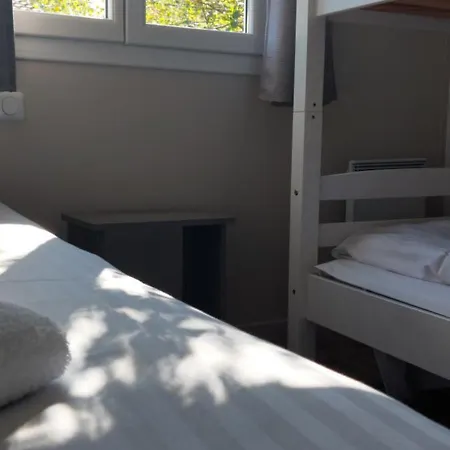 Domaine Melusine - A 2km Du Puy Dufou France ! Prázdninový areál 4*