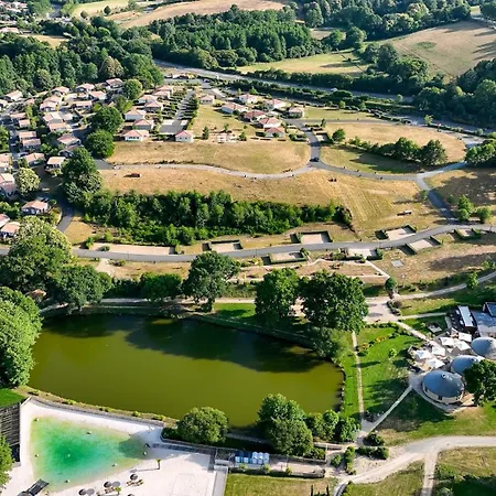 Domaine Mélusine - à 2km Du Puy Dufou France ! Les Épesses