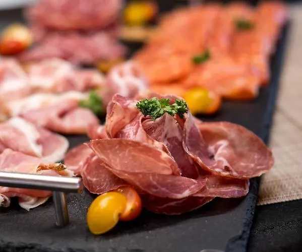 Domaine Melusine - A 2km Du Puy Dufou France ! Üdülőpark